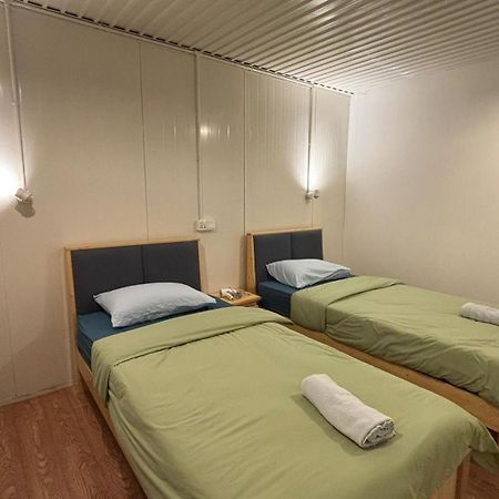 5 Minutes Airport Lodge Kampong Patagas 外观 照片